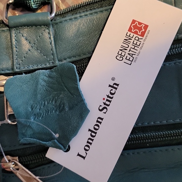 Genuine leather cross body purse. - Picture 6 of 6